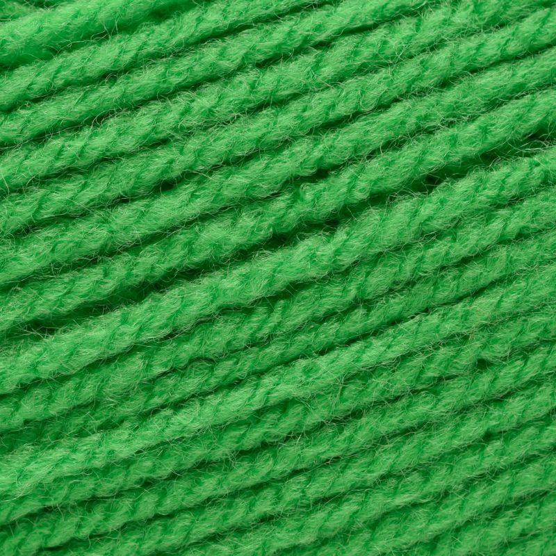 yarn sirdar hayfield bonus dk 583 pea green 392003