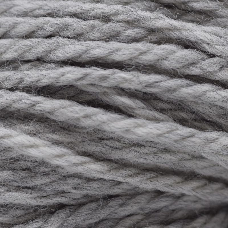 yarn cascade yarns 220 superwash grande 1946 silver grey 352047